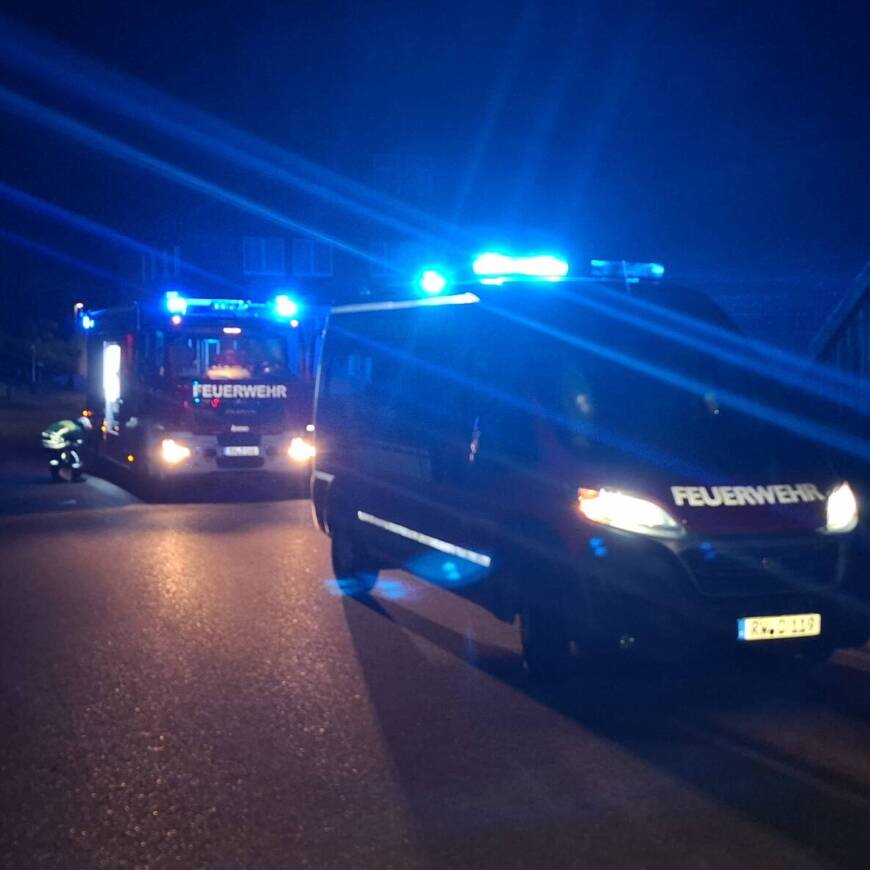 B3 Rauchentwicklung unklar aus Gebäude